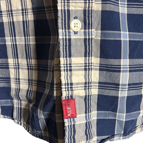 Abercrombie & Fitch Men’s Plaid Button-Up Shirt – Size XL – Navy & White - Picture 2 of 7